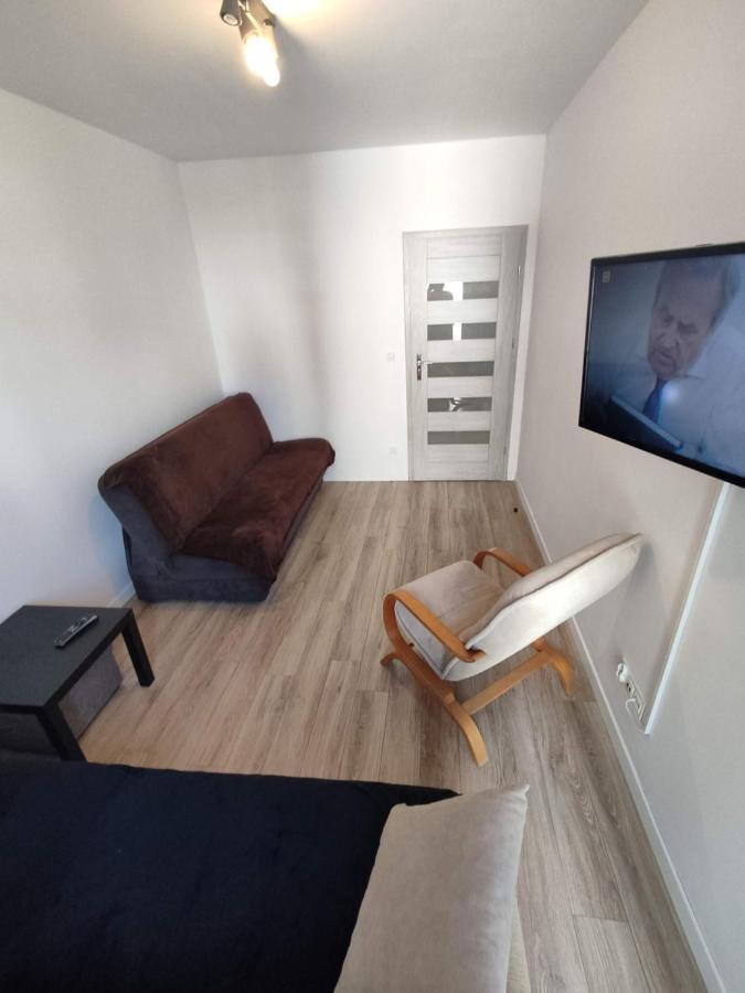 1120 Smialego 41 - Tanie Pokoje W Apartamencie - Samodzielne Zameldowanie - Self Check In Poznan Dış mekan fotoğraf